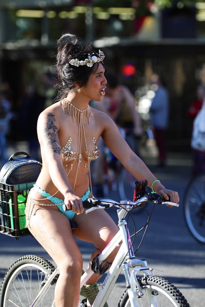 Girls Of Bellingham WNBR 2019 World Naked Bike Ride Porno Fotos XXX