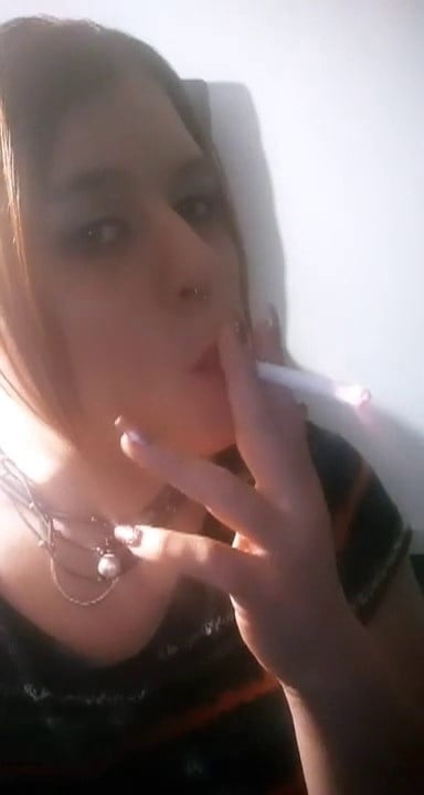 Rauchen - Mode-Modelle
 #94755737