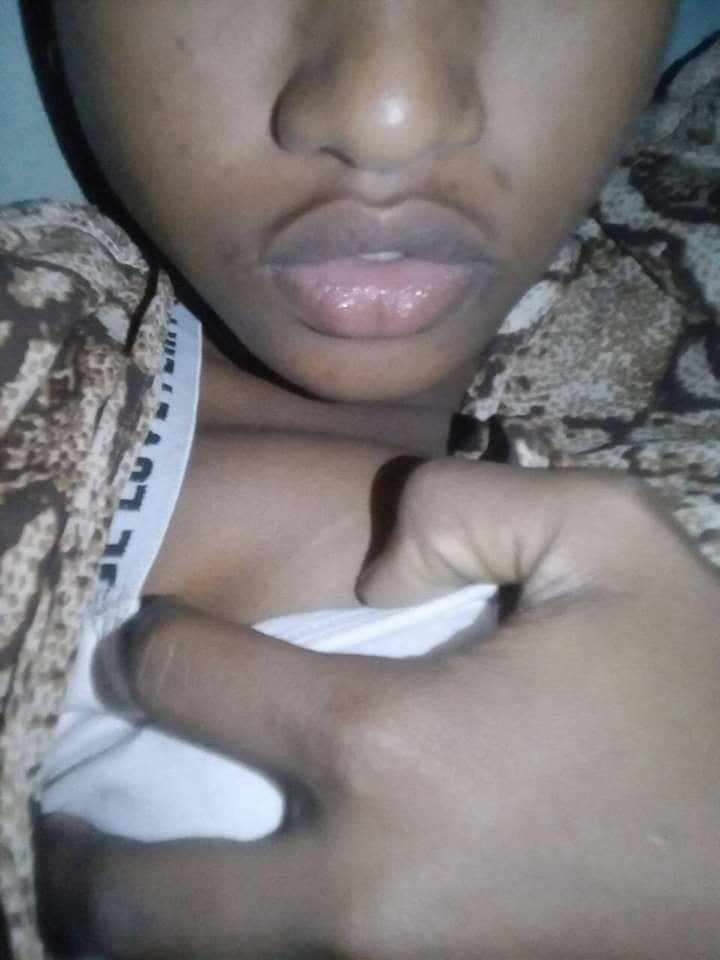 Lesbienne
 #92885134