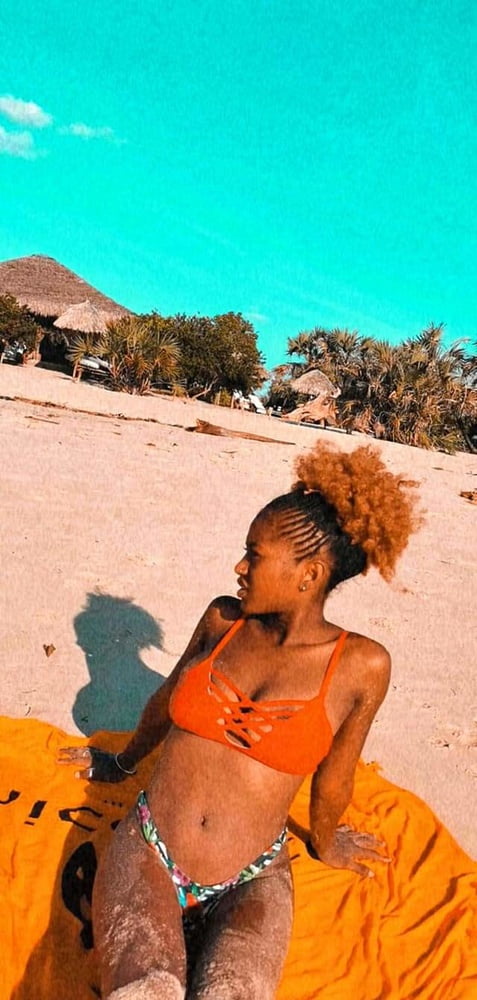 Lesbienne
 #92885212