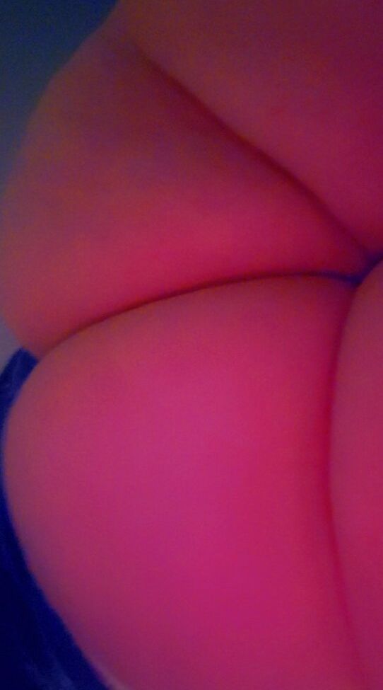 Thickbellamel nude #108596570