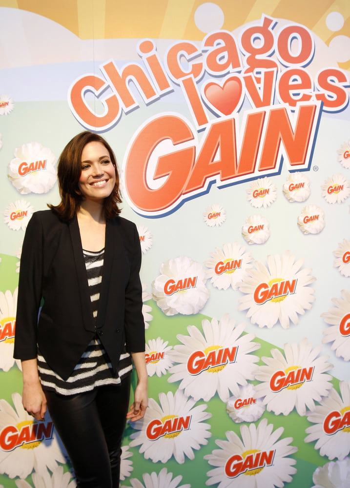 Mandy moore - gain love at first sniff concert (15 jun 2009)
 #87374302