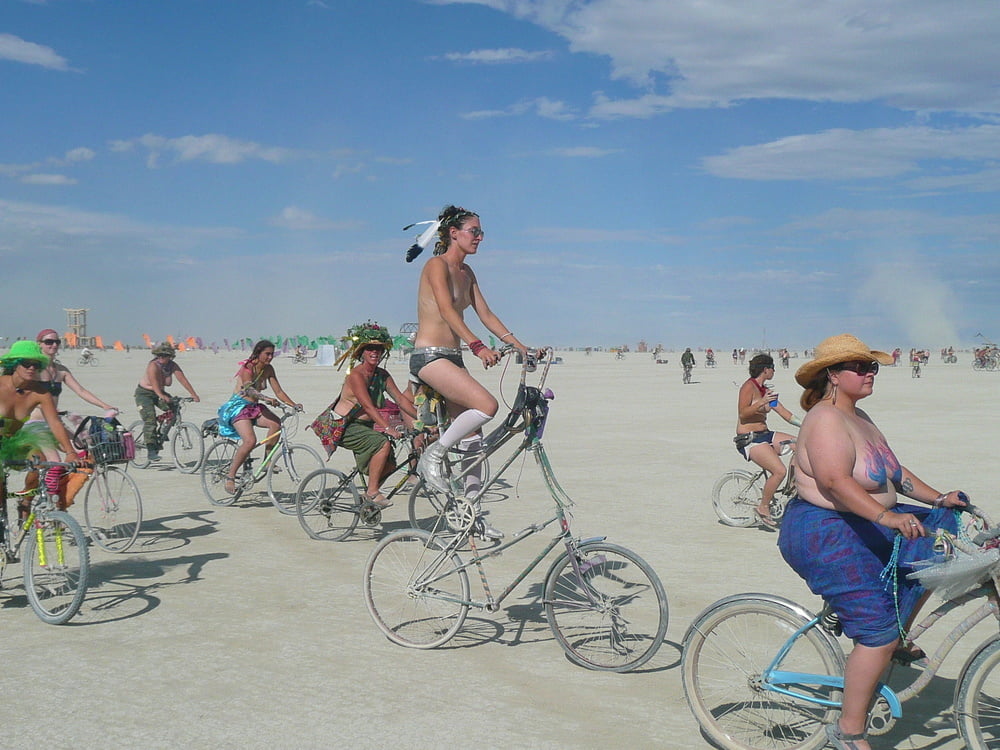 Der brennende Mann
 #105717404