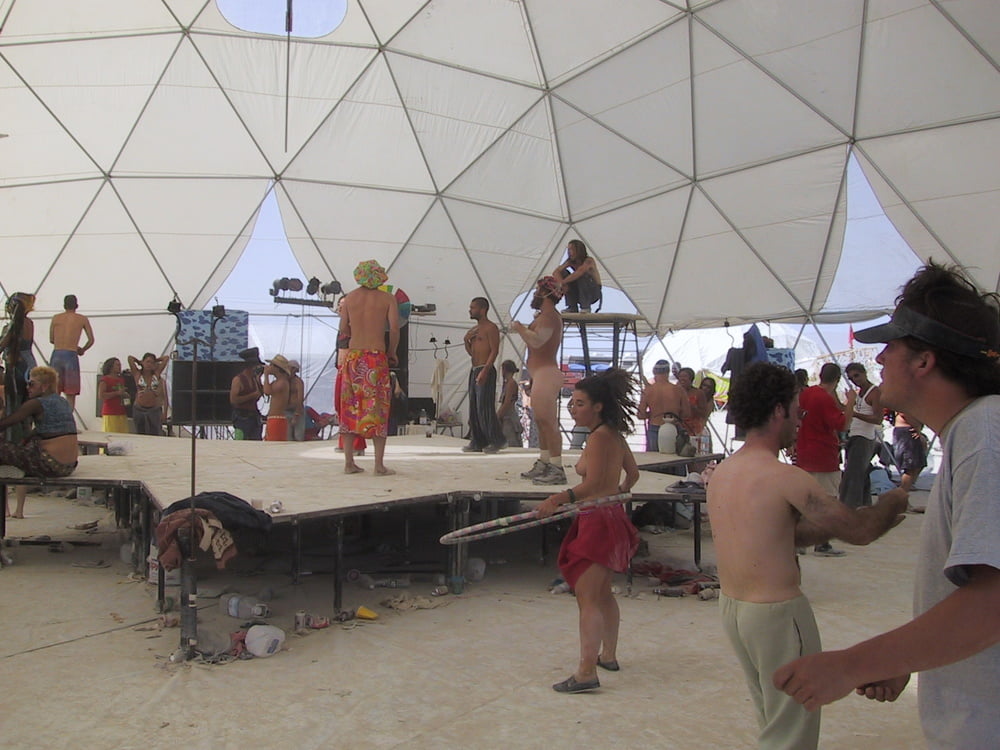 Der brennende Mann
 #105717417