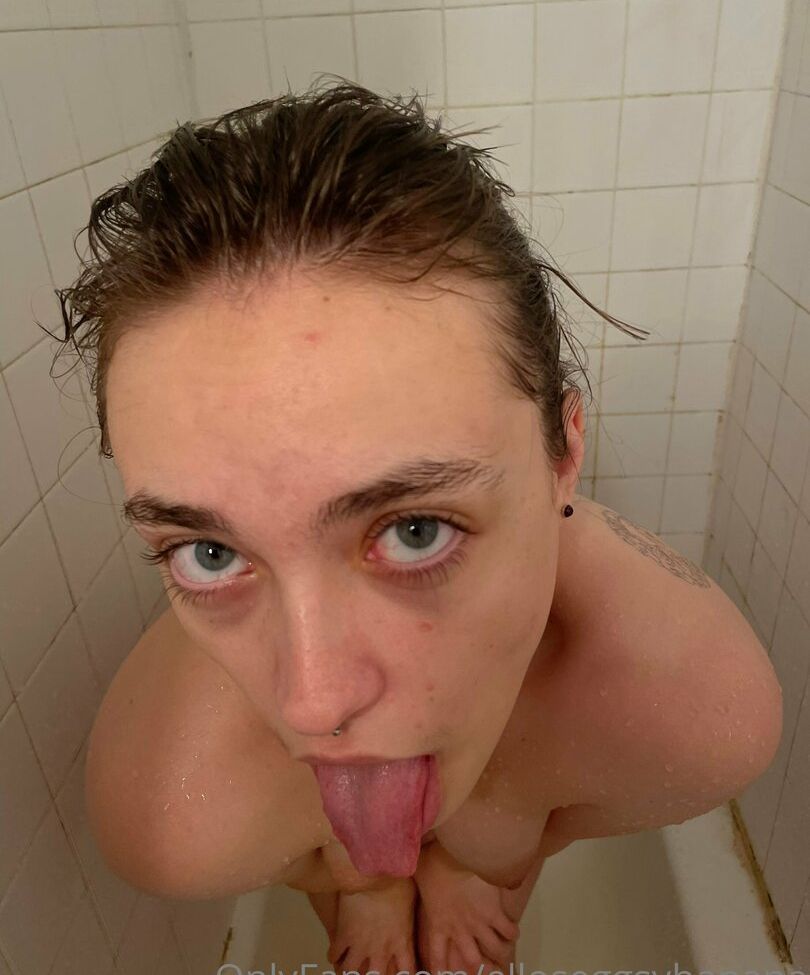 Jules Roscoe desnuda #108269734