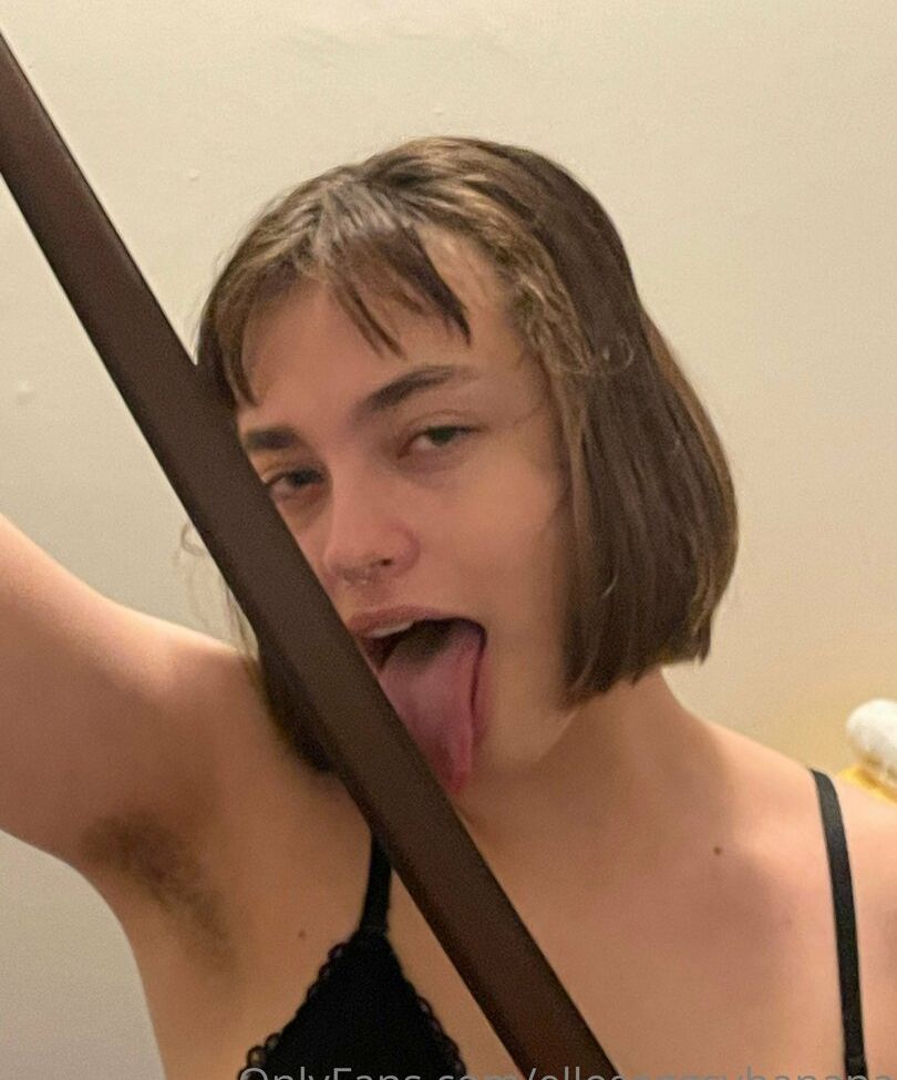 Jules Roscoe desnuda #108269787