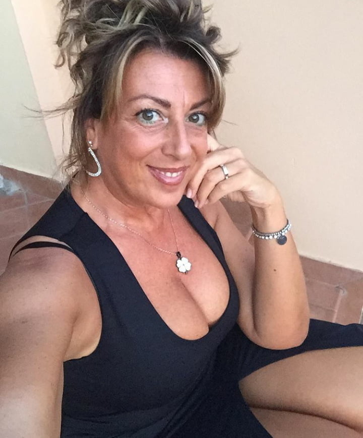 Lovin da curves 212
 #98107986