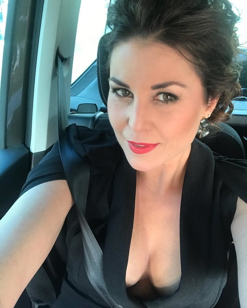 Lovin da curves 212
 #98108002