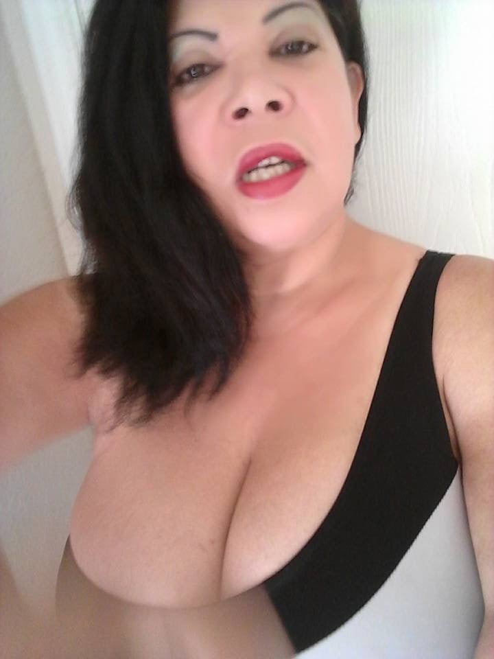 Milfs Oma Berühmtheit
 #104534854