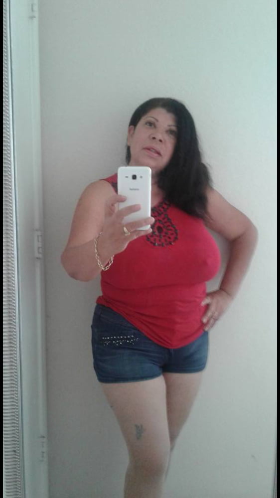 Milfs Oma Berühmtheit
 #104535137