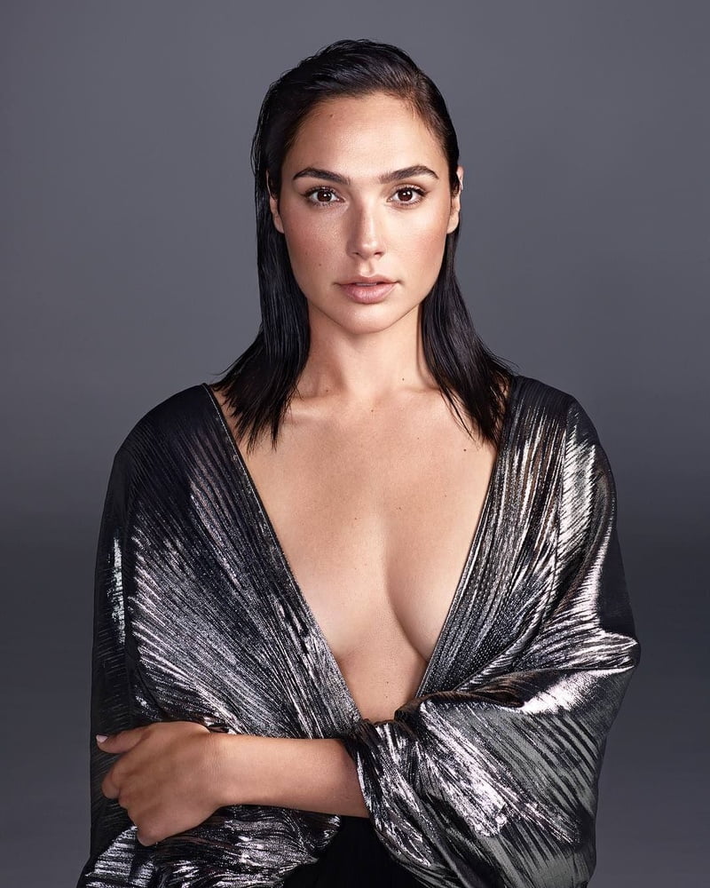 Gal gadot la mia unica vera dea
 #96256631