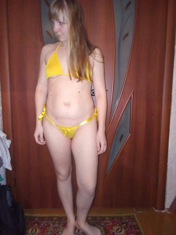 Femme russe exposée 7
 #92321837