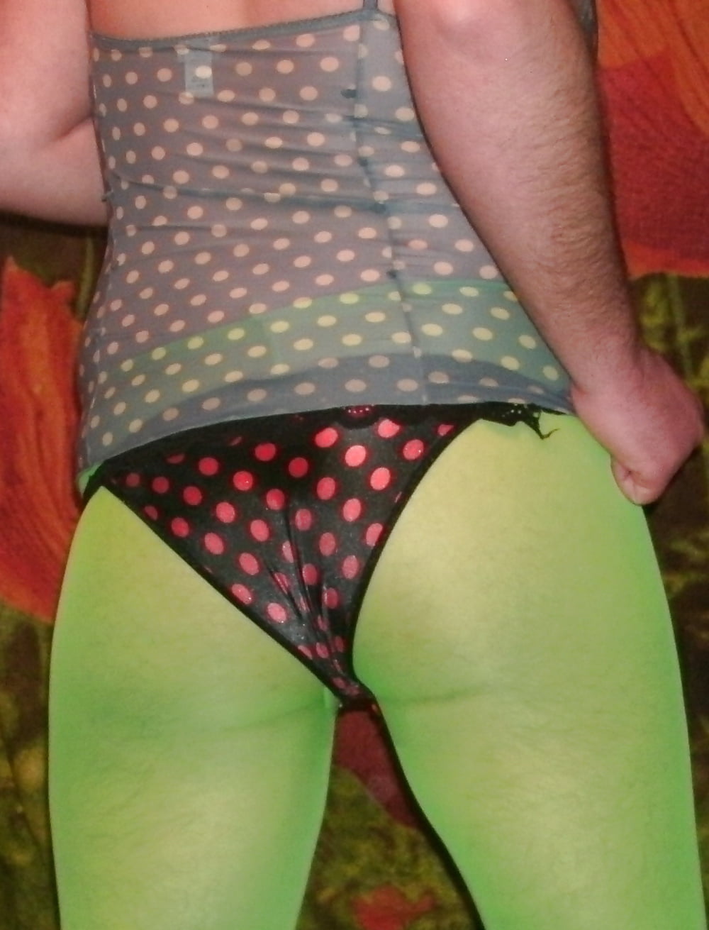 Sissy Boy Lovelaska - Baby in green leggings #107046061