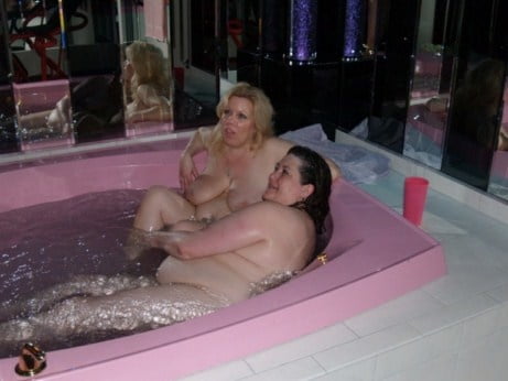 Bigbeautifulwoman
 #87546002