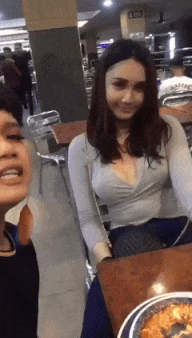 Gif lesbianas
 #81389174