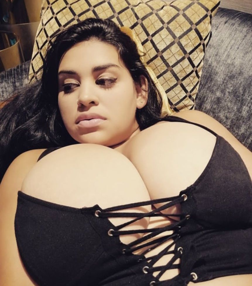 Ilovemycurves nude Porn Pictures, XXX Photos, Sex Images 4081489 - PICTOA