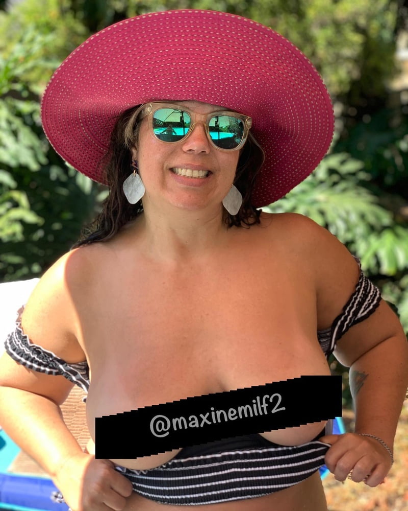 Maxine - MILF Mom #88911747