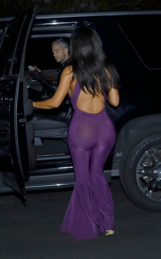 Kim kardashian
 #89283093