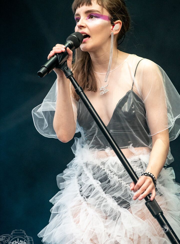 Lauren Mayberry desnuda #108504662