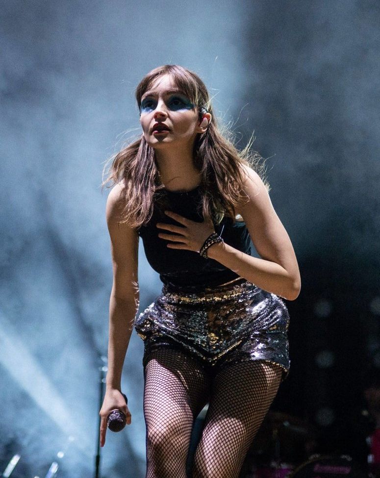 Lauren Mayberry desnuda #108504721