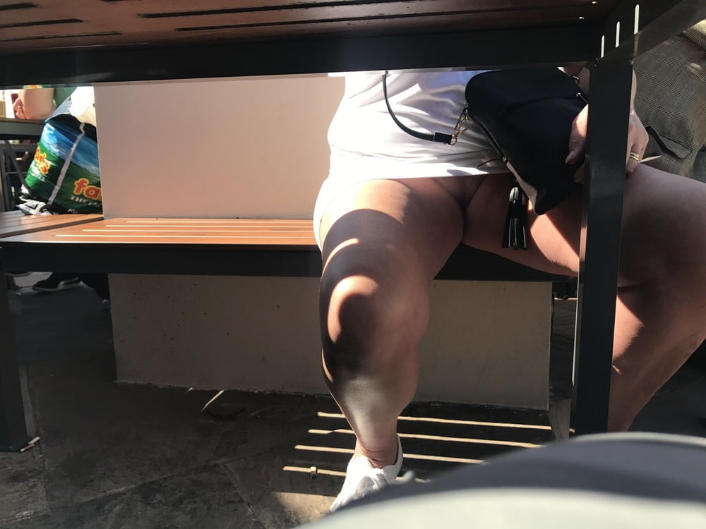 Flashing down the pub #96555158