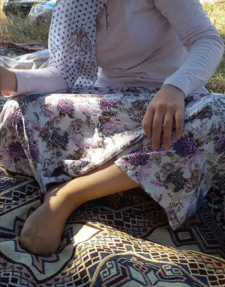 Turkish MILFS Mom Turbaned Feet Foot Mom #81478031