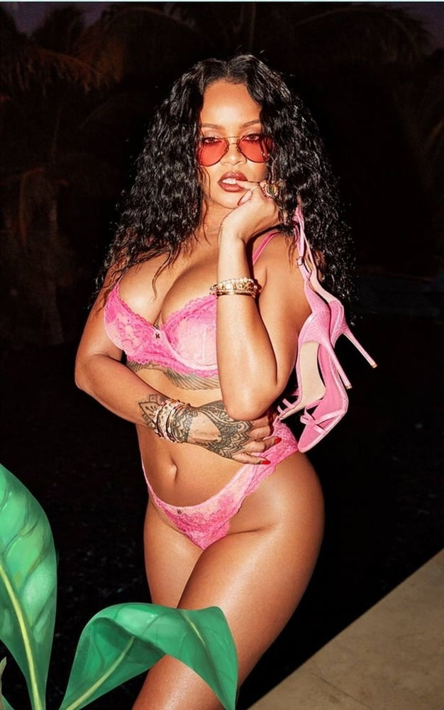 rihanna #80604718