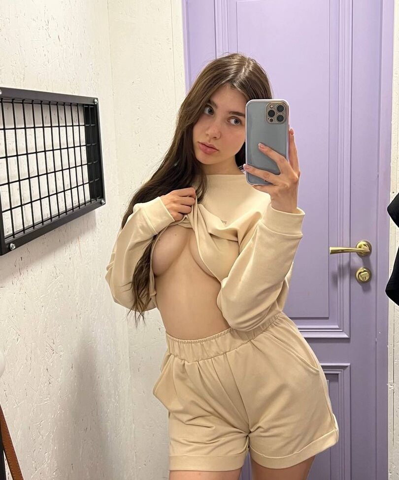 Bez.talanta desnuda #108303802