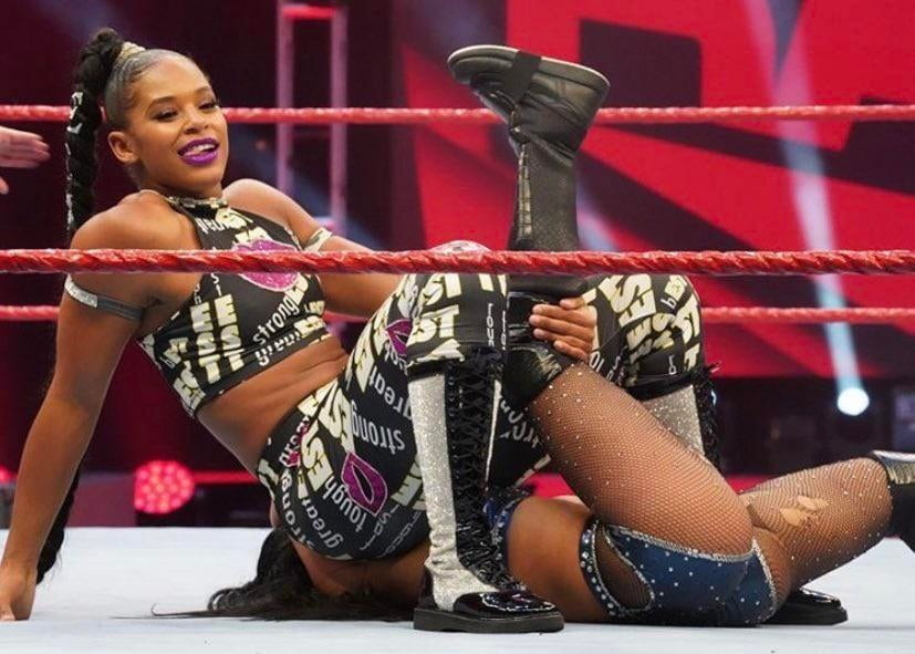 Wwe bianca belair
 #104038041