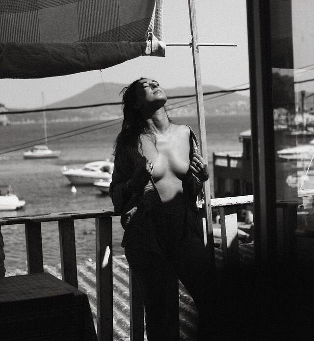 Poetiquegirl desnuda #109188658