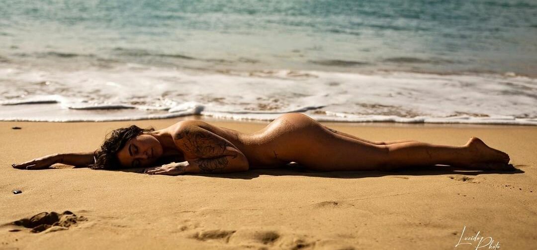 Poetiquegirl desnuda #109188670