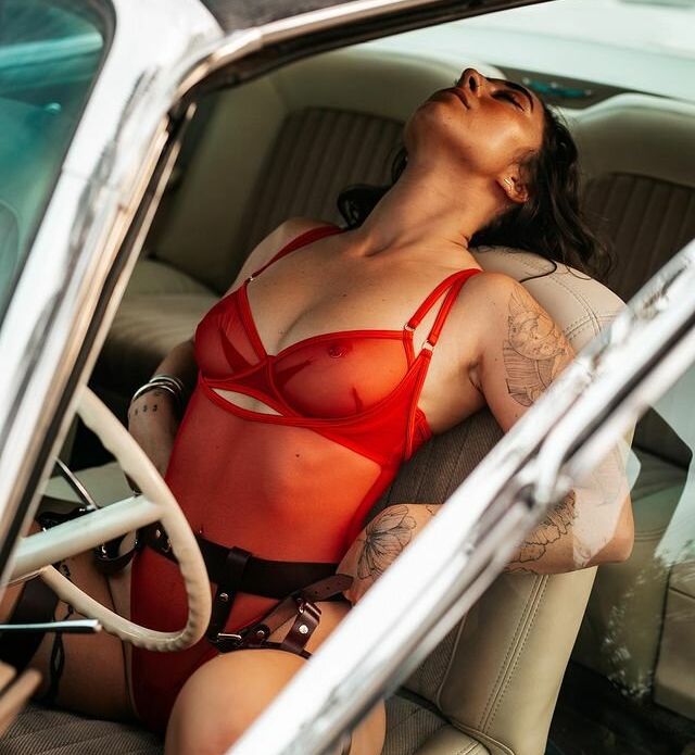 Poetiquegirl desnuda #109188724