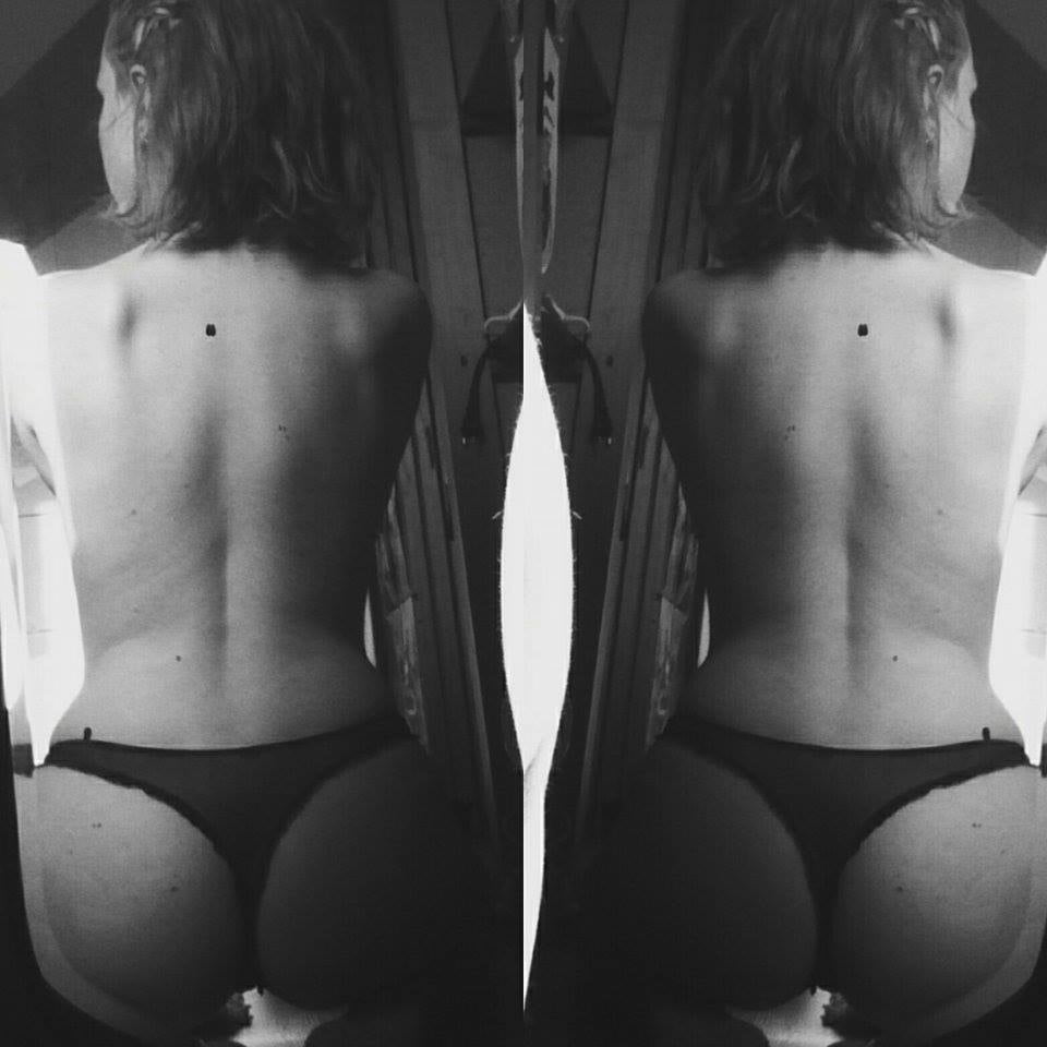 Asstastische Mädchen (71)
 #81486404