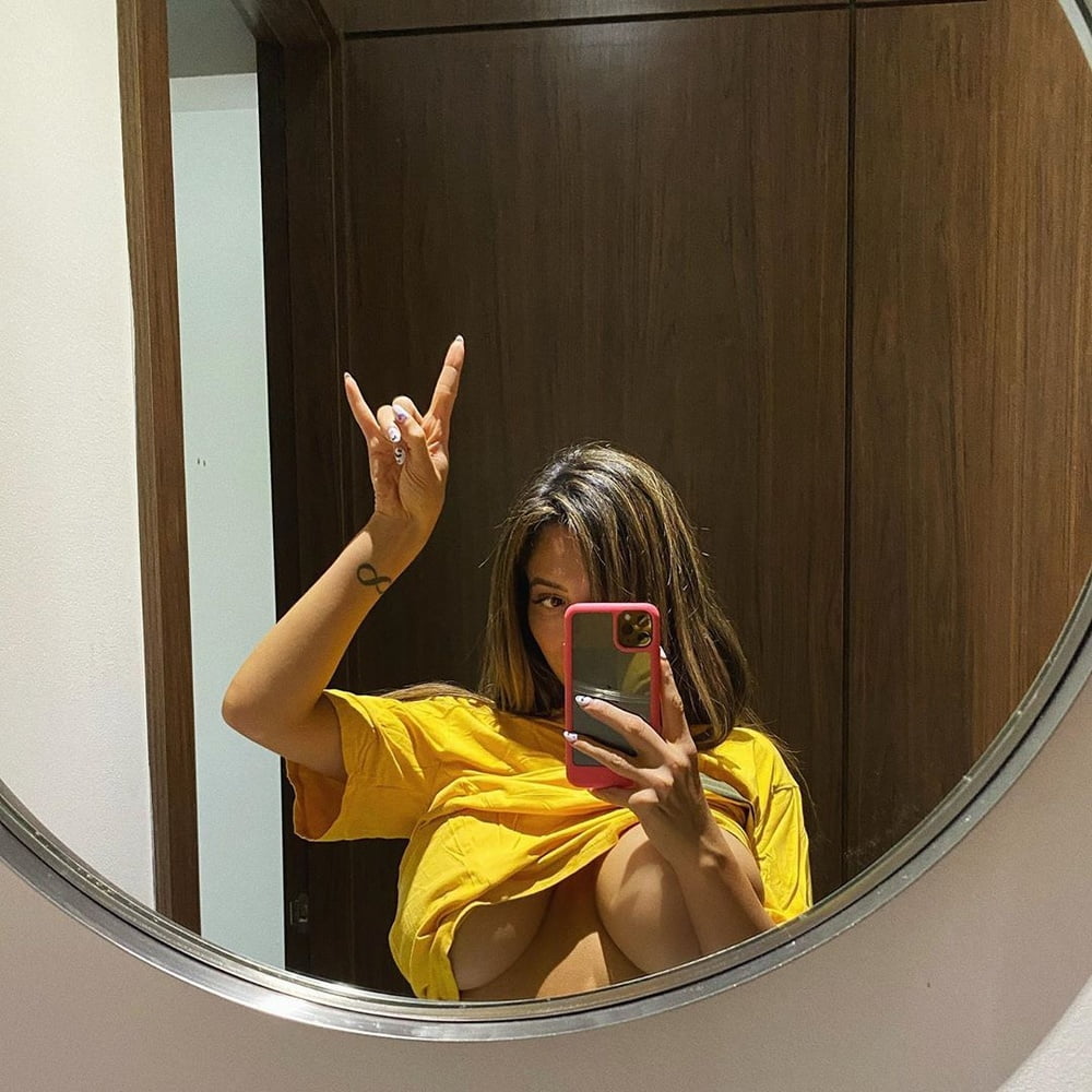 Rincón voluptuoso
 #90065674