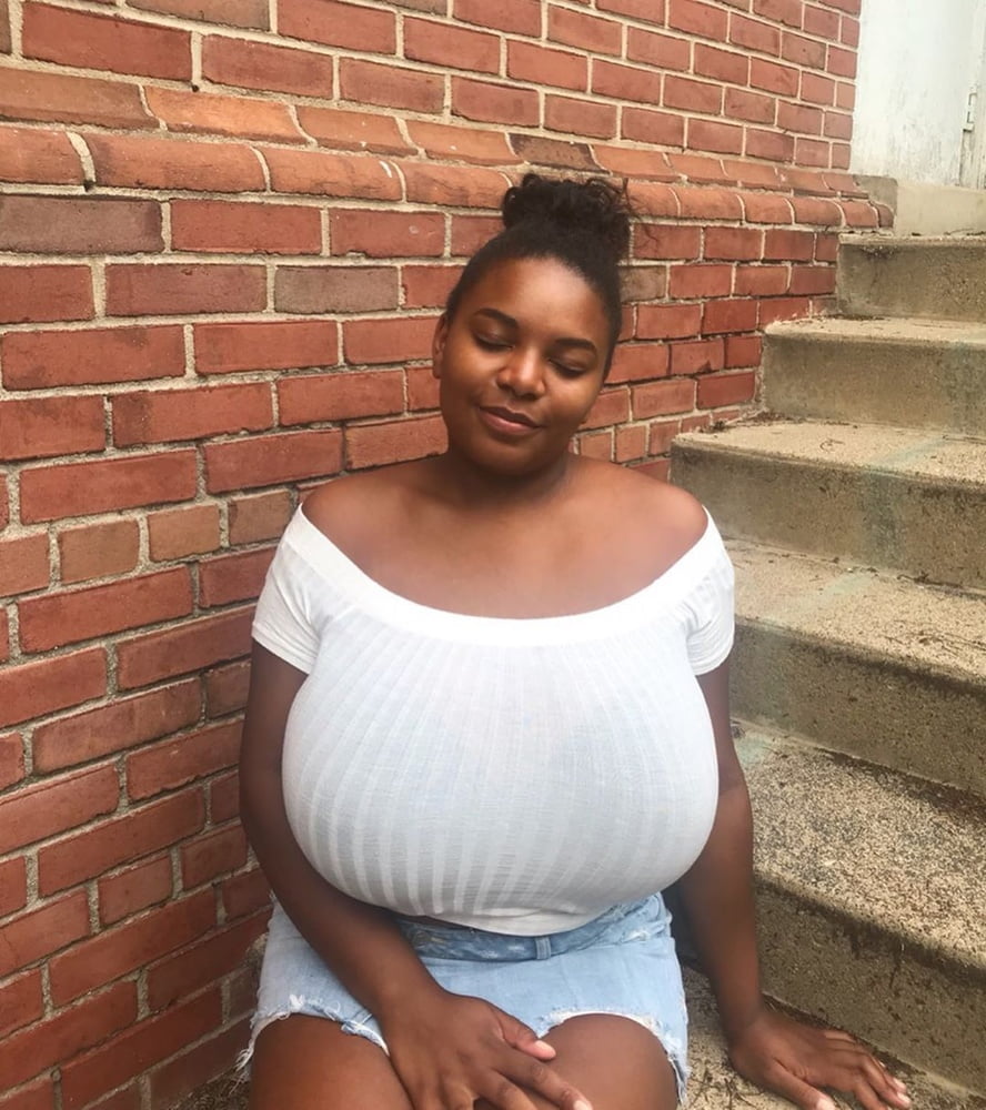 Rincón voluptuoso
 #90065838