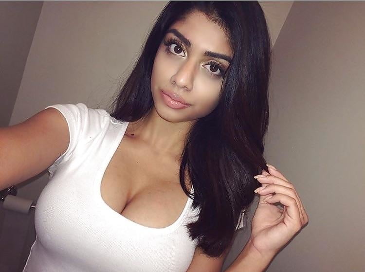 Rincón voluptuoso
 #90065960