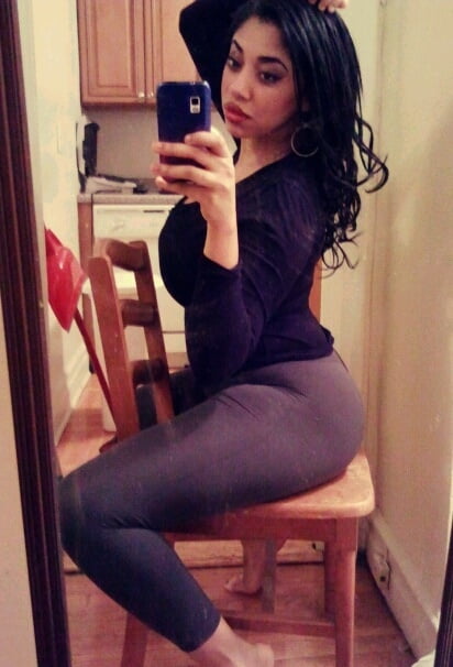 Rincón voluptuoso
 #90066015