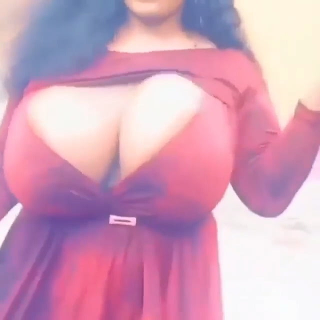 Rincón voluptuoso
 #90066643