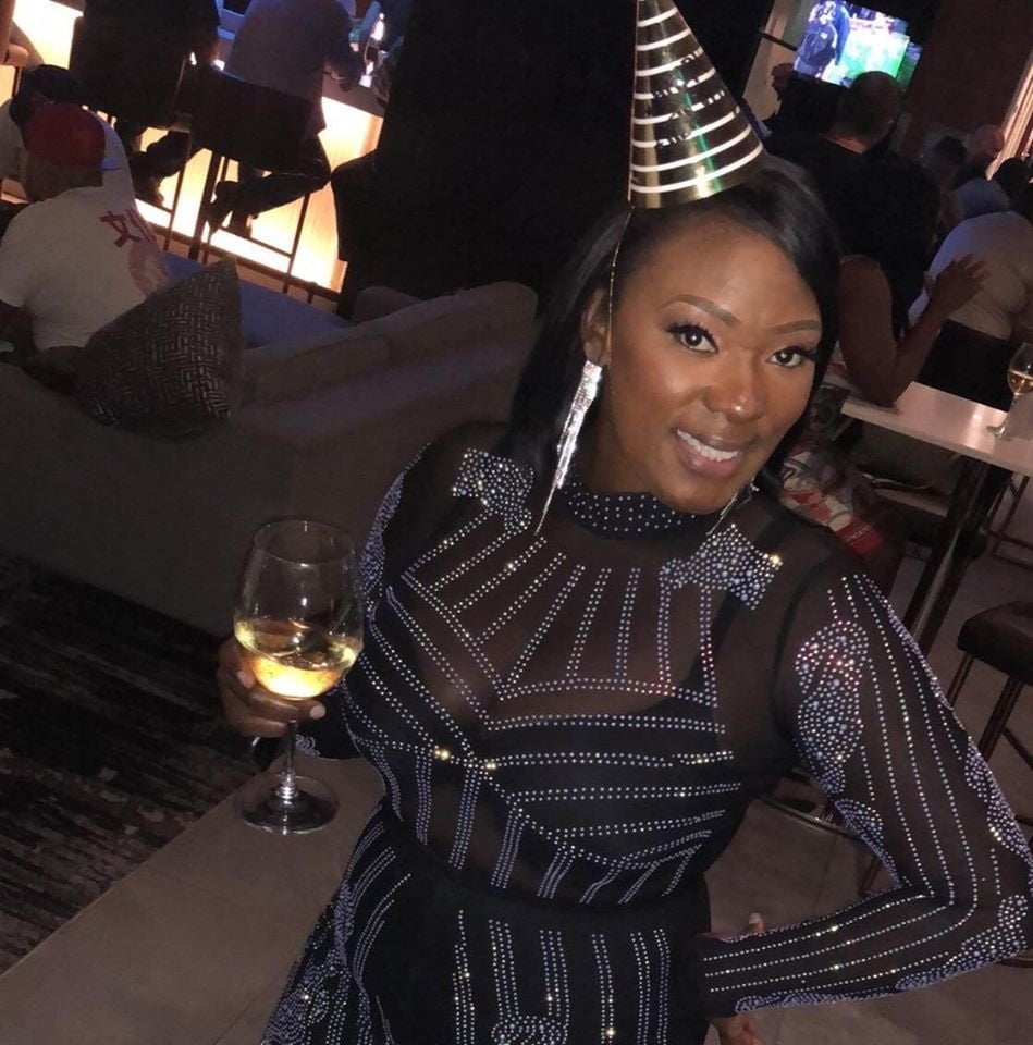 Rincón voluptuoso
 #90066702