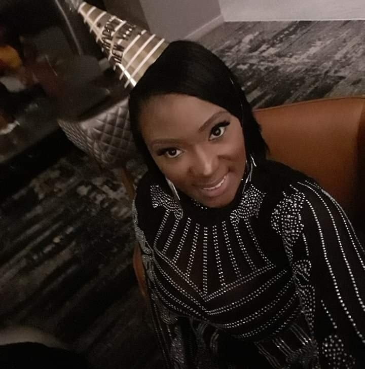 Rincón voluptuoso
 #90066705