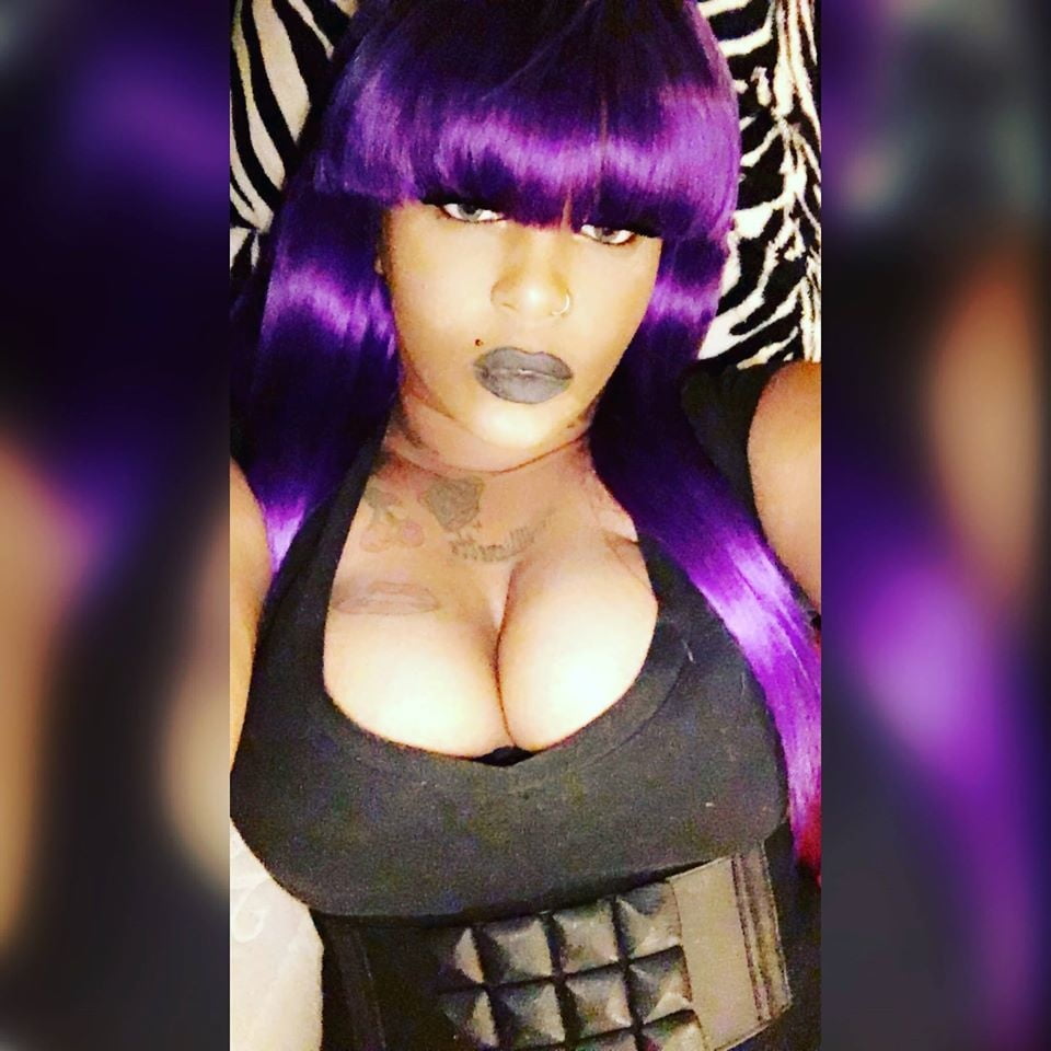 Rincón voluptuoso
 #90066728