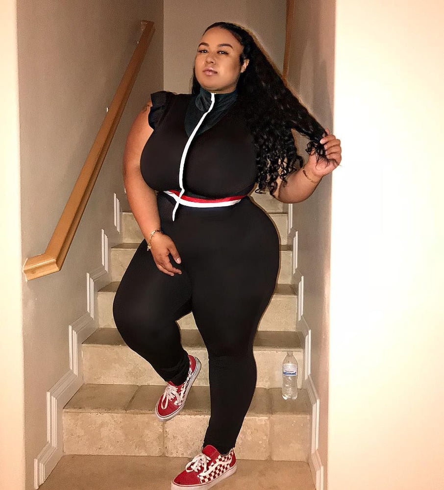 Rincón voluptuoso
 #90066772