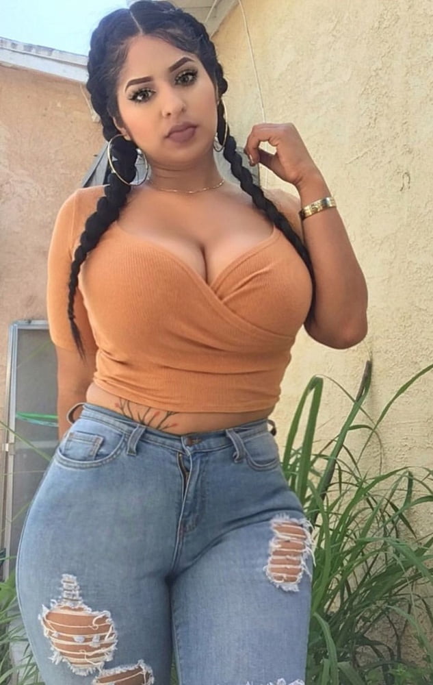 Rincón voluptuoso
 #90066841