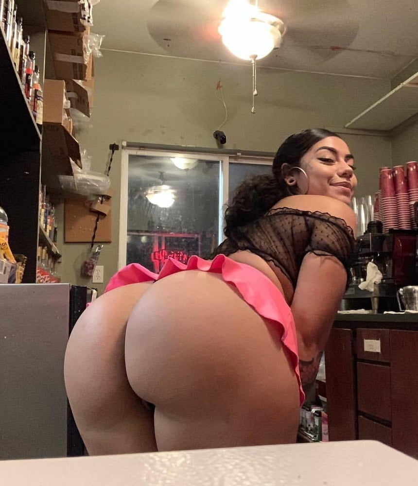 SEXY ASSESE AND MORE ASSES #89007982