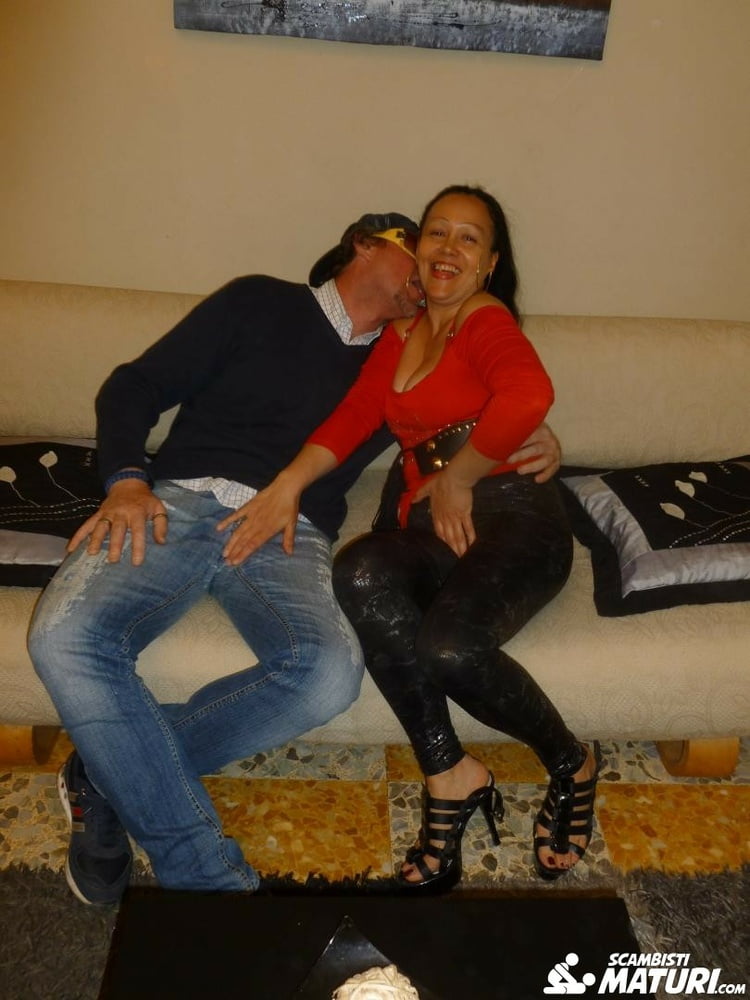 Mature Italian Woman Blowjob with New Boyfriend pic image