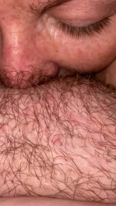 Mia moglie leccata da una signora del cascame di Vigevano #89607159