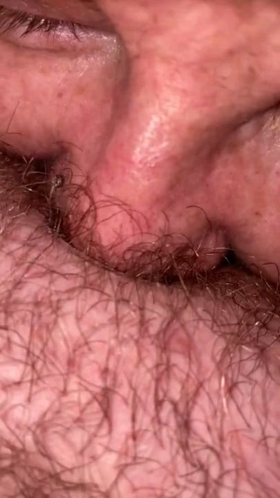 Mia moglie leccata da una signora del cascame di Vigevano #89607209