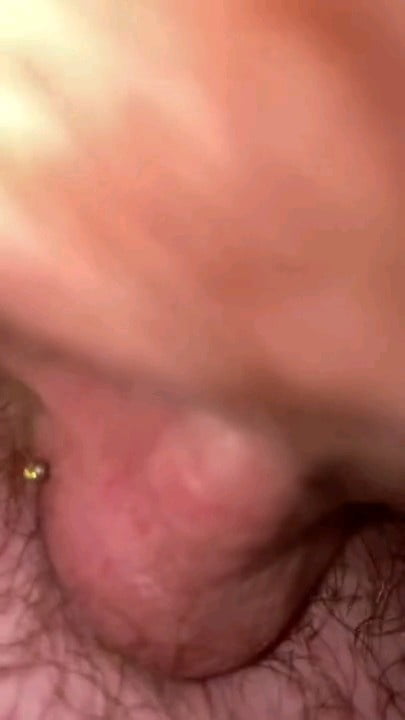 Mia moglie leccata da una signora del cascame di Vigevano #89607295