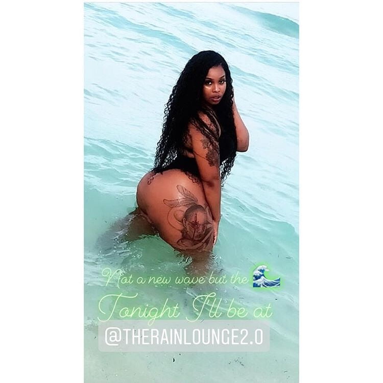 ThickThick stippa #104602371