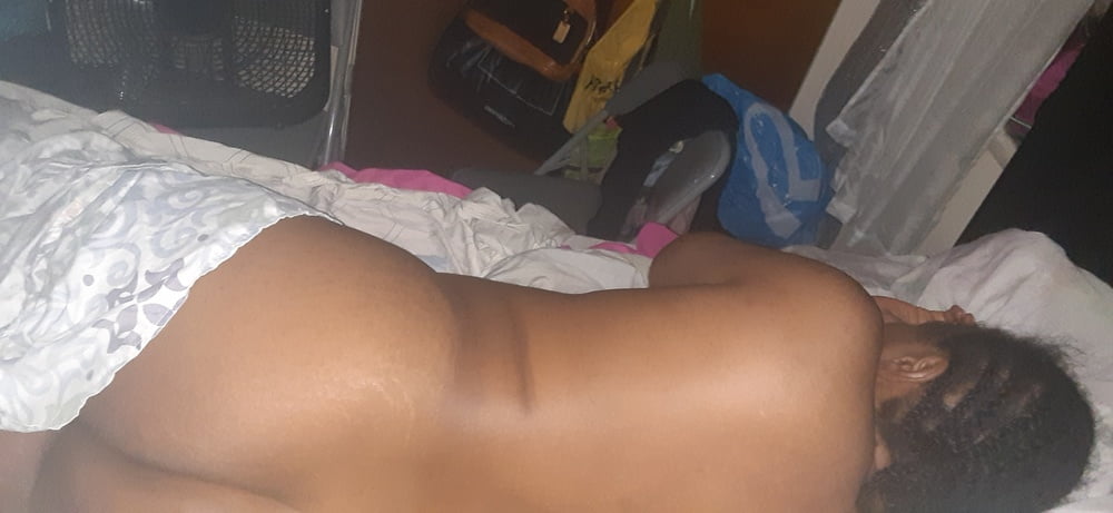 コロナウイルス buttnaked 8
 #101814125